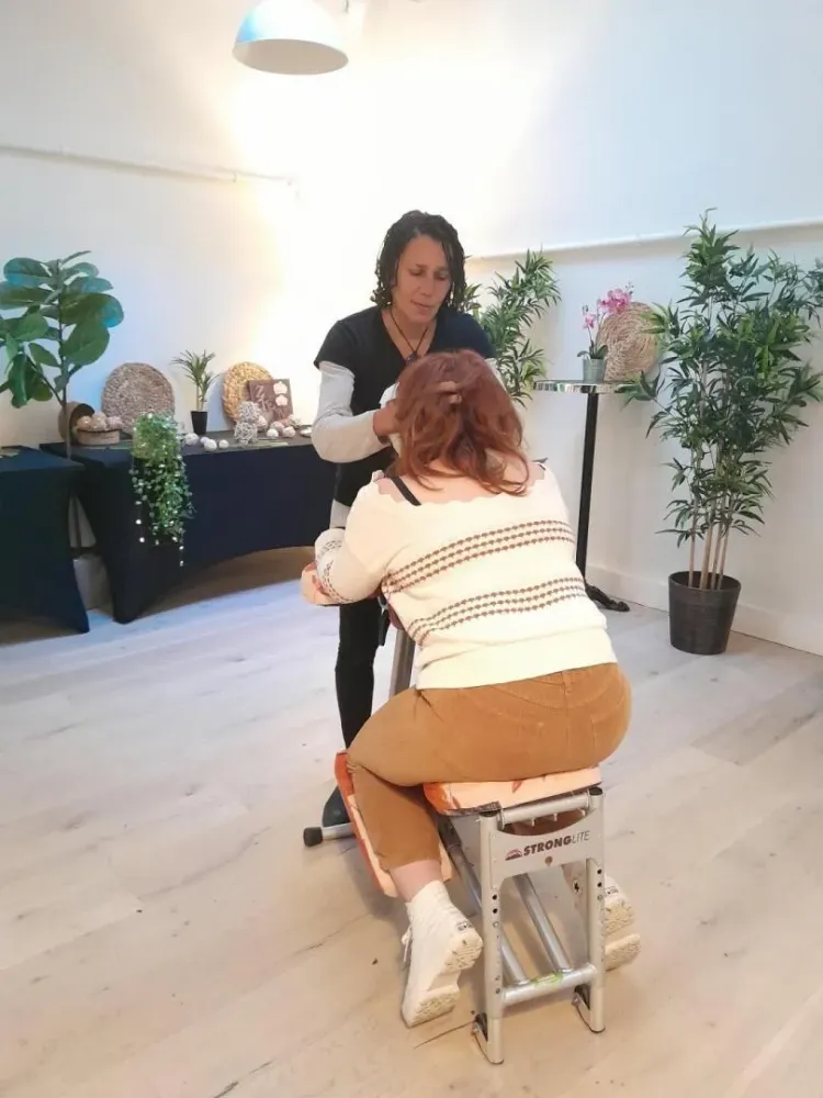 Seance de massage Jean Marie Gisele (8)